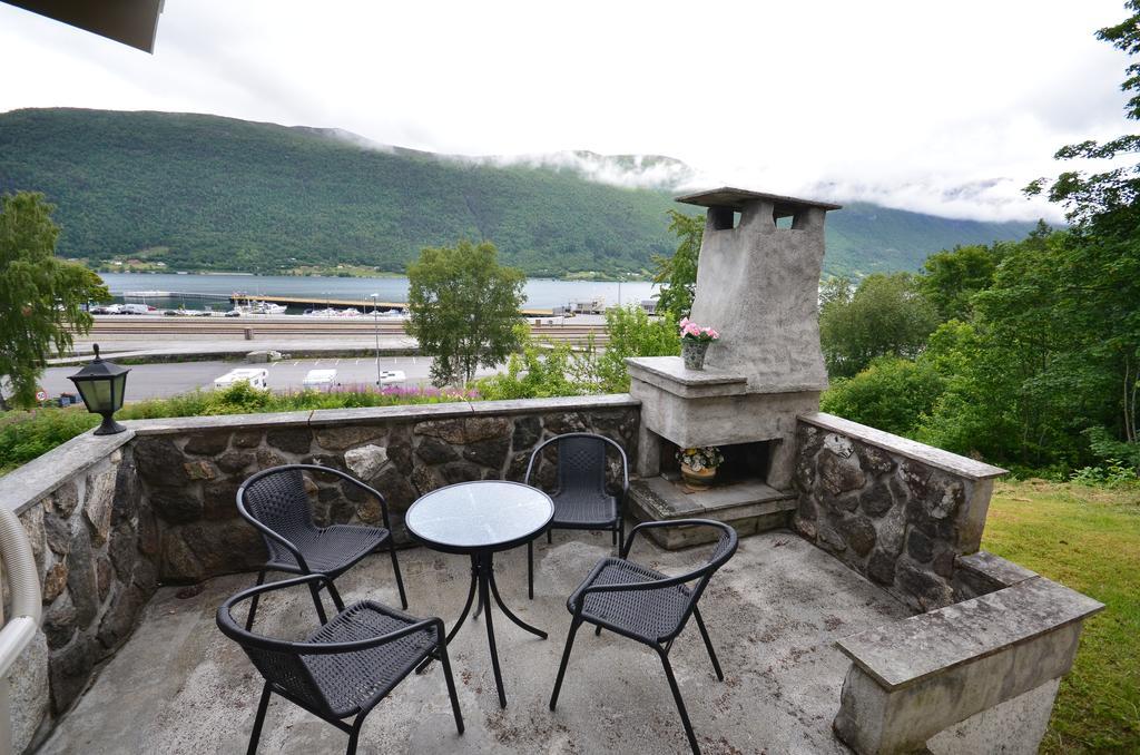 Villa Haudalan Åndalsnes Εξωτερικό φωτογραφία
